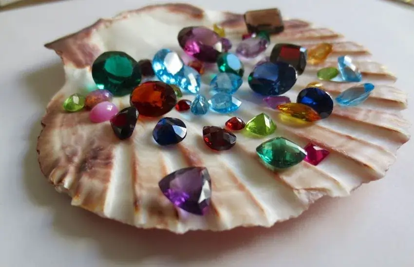 How do gemstones help out students?